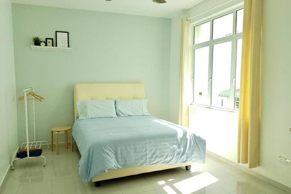 New Seaview Cozy Modern Beach House Tanjung Bungah  Exterior photo